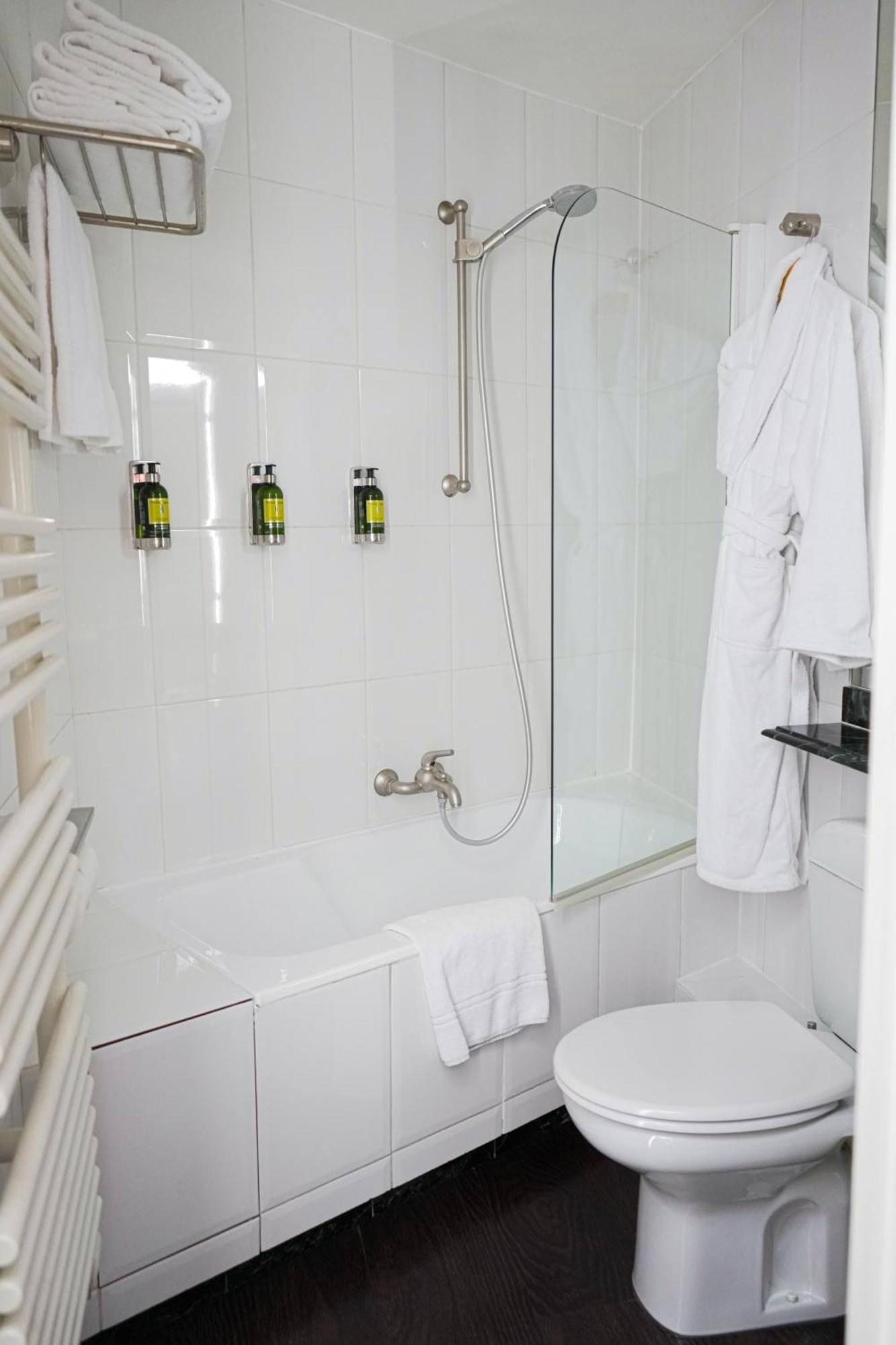 Elysees Regencia Hotel